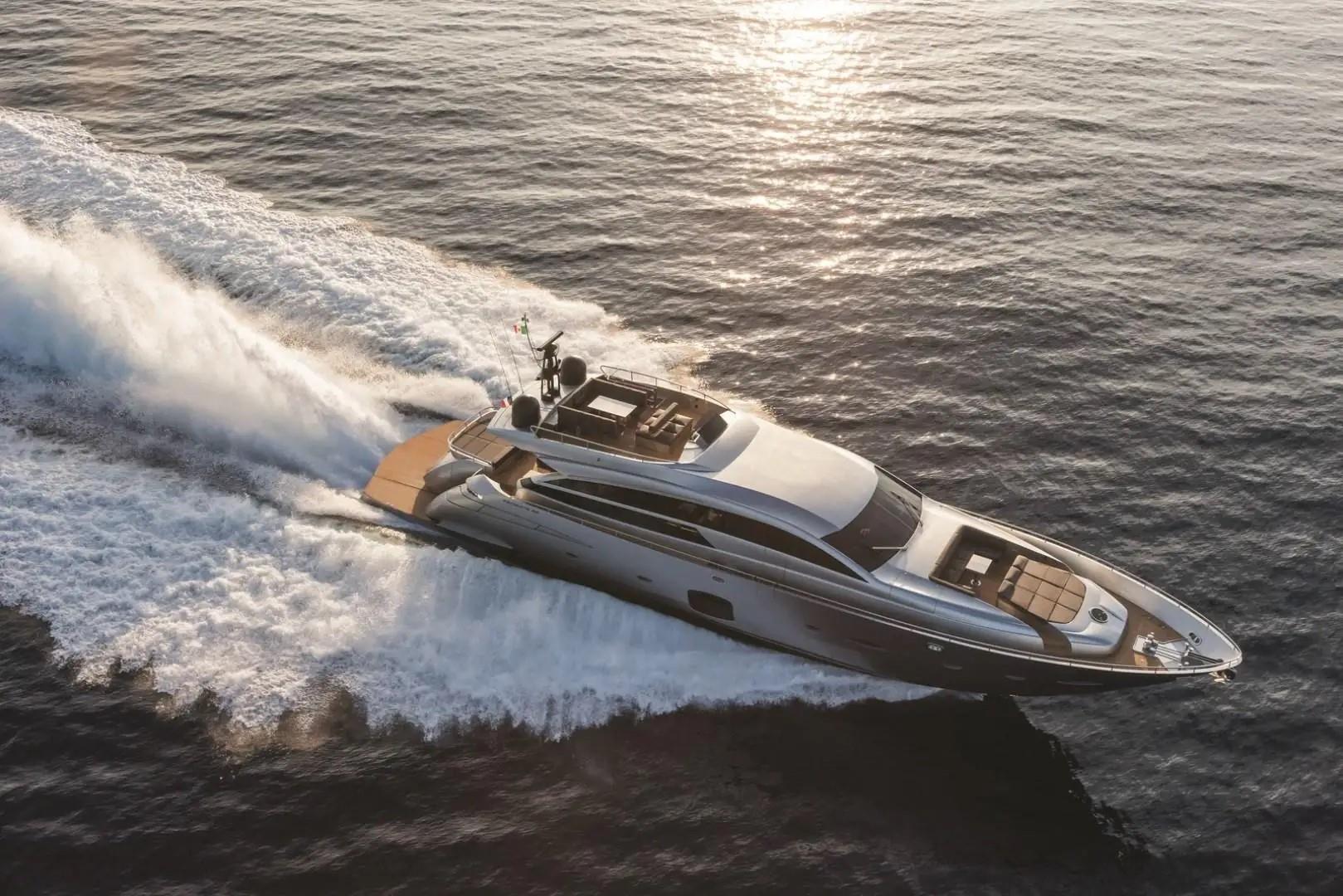 2012 PERSHING 92' 